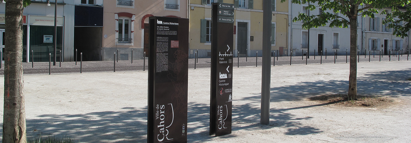 Totem signalétique touristique Cahors